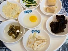 -桥香园云南过桥米线(红龙井店)