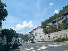 -安吉龙王山峡谷漂流