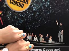 -怀托摩萤火虫洞