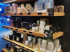 零售区-星巴克(南京鼓楼吾悦广场店)