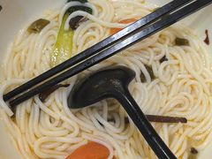 -蒙自源米线大王(宝安尖岗山店)