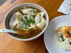 荠菜大馄饨-丑吧贵(骑龙巷店)