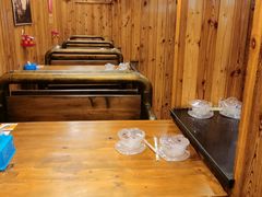 大堂-老东镇啤酒屋海鲜加工·蒸汽海鲜·海鲜烧烤(台东店)