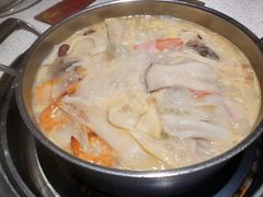 -三人行骨头王火锅(长寿店)