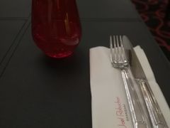 -Salon de The de Joel Robuchon(外滩18号店)