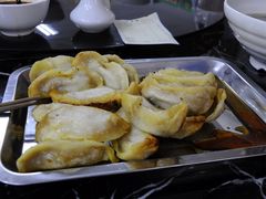 牛肉锅贴-清真·玛丽亚新疆菜主题餐厅(浙江中路店)