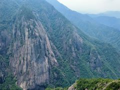 -鄣山大峡谷