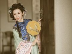 -九月鹰飞汉服摄影工作室