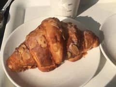杏仁牛角-81BAKERY(大学路店)