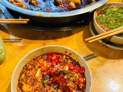 -肖肖酸萝卜鱼火锅(总店)