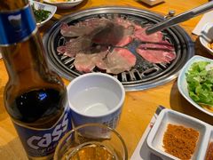 玫瑰牛舌-唯成•韩国炭火烤肉 유성고기