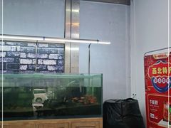 -牛一嘴·兰州牛肉面·大盘鸡(财富中心店)