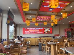 -阿婆情腊排骨火锅(金虹路店)