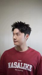 -一家只做男发烫染的店