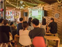 -玩坞轰趴馆·户外团建聚会主题生日派对馆(世豪广场店)