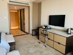 -上海青松城大酒店
