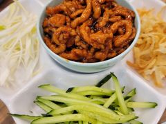 -合合春饼·酱骨·东北菜(潘家园店)