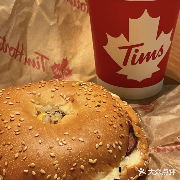 温州首家‼️爆红Tims咖啡终于来银泰啦～