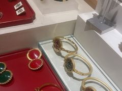 -LADY FAFA(巨鹿路陕西南路路口店)