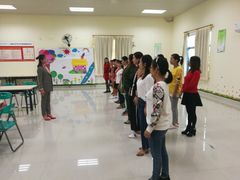 课外活动社区服务-首脑美容美发化妆美甲培训学校(龙岗校区)