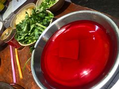 -四小区火锅·巷子里的重庆火锅(花照壁店)