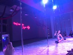-桃秘钢管舞Peach Pole Fitness