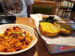 -华府九号海鲜烧烤大排档(龙域店)