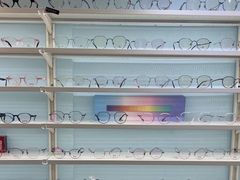 -亿视康青少儿眼镜(五官科店)