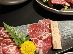 -山川小町·极番烧肉(新地假日广场店)