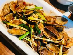姜葱爆炒花甲-刀板香·安徽菜(国购IFC店)