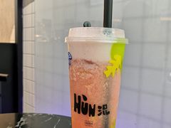 草莓金菠萝大爆榨-混果汁(福田领展中心城店)