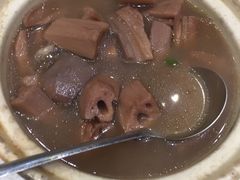 牛骨煲淋莲藕-鹅城
