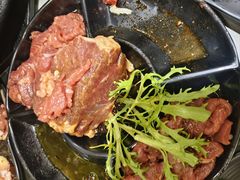 -啊美丽炭火烤肉(滑翔一店)