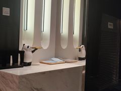 -SFEEL设计师酒店(成都春熙路天府广场店)