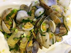 -虾弄弄海派小龙虾·牛羊蝎子火锅