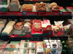 零售区-星巴克(深圳龙岗摩尔城店)