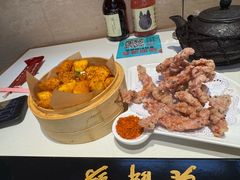 -老牌坊云南鱼豆花火锅(哈西万达店)