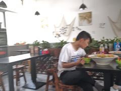 大堂-乐达酸菜鱼面(山师东路店)