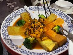 -花溪雨·森林餐厅(石基店)