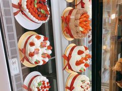 -花花卷卷·鲜食蛋糕(静安久光百货店)