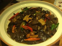 小炒黑牛干菌-胡桃里音乐酒馆(东区店)