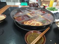 -渝宗老灶火锅(巴国城店)