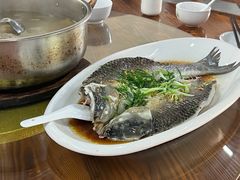 -银峰农庄·特色烧鸡·鲜无花果浸鸡