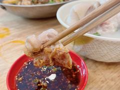 -雷祖芳老妈蹄花店