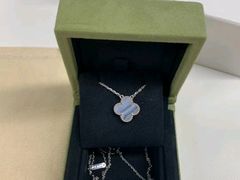 -小飞侠奢侈品回收 寄卖 养护(宝山宝龙广场店)