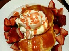 -Pancakes on the rocks(Darling Harbour)