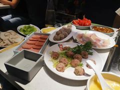 -重庆刘一手火锅(三峡广场直营店)