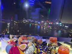 -OZONE 顶楼酒吧(香港丽思卡尔顿酒店)
