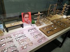 -Trend1881视光·蔡司视觉(领展广场店)
