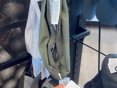 -lululemon(比斯特购物村店)